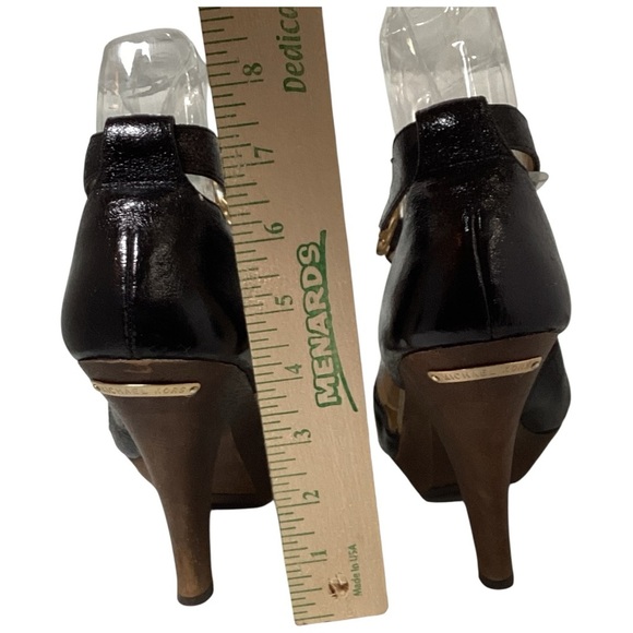 Michael Kors Black and Gold Peep-Toe Heels Size 9.5M - Picture 10 of 12